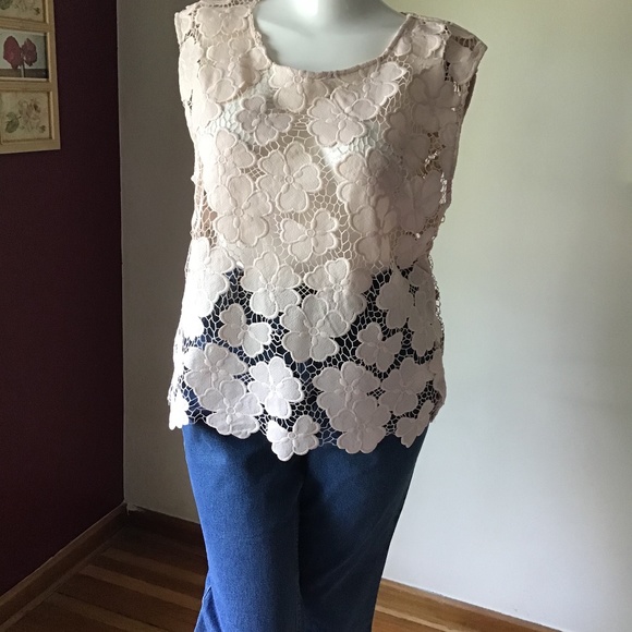 NWOT Brand new top - Picture 3 of 5